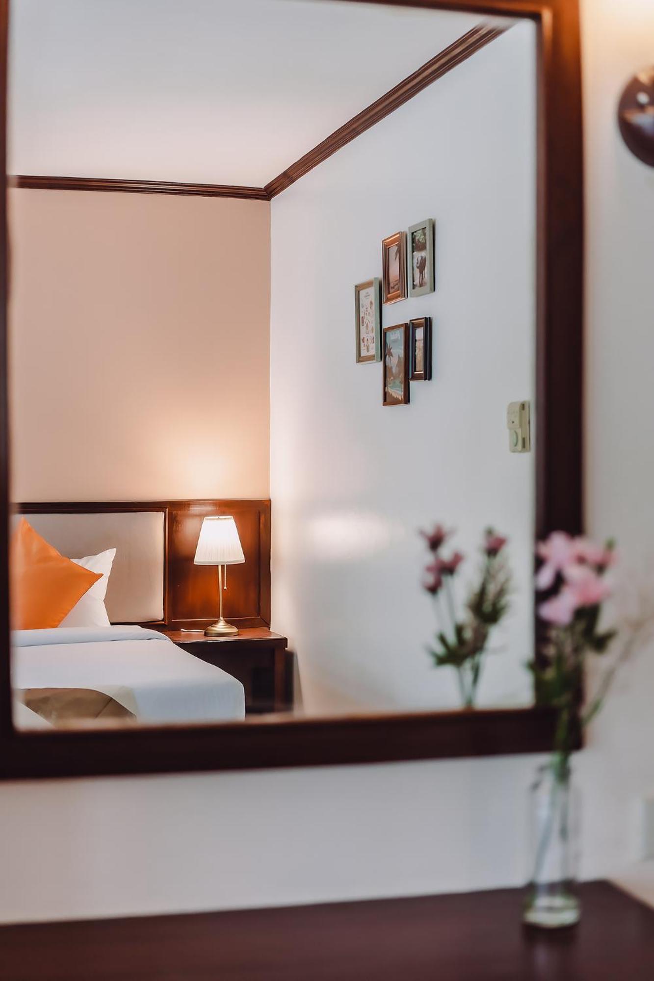 Bauman-Ville Hotel Patong Dış mekan fotoğraf