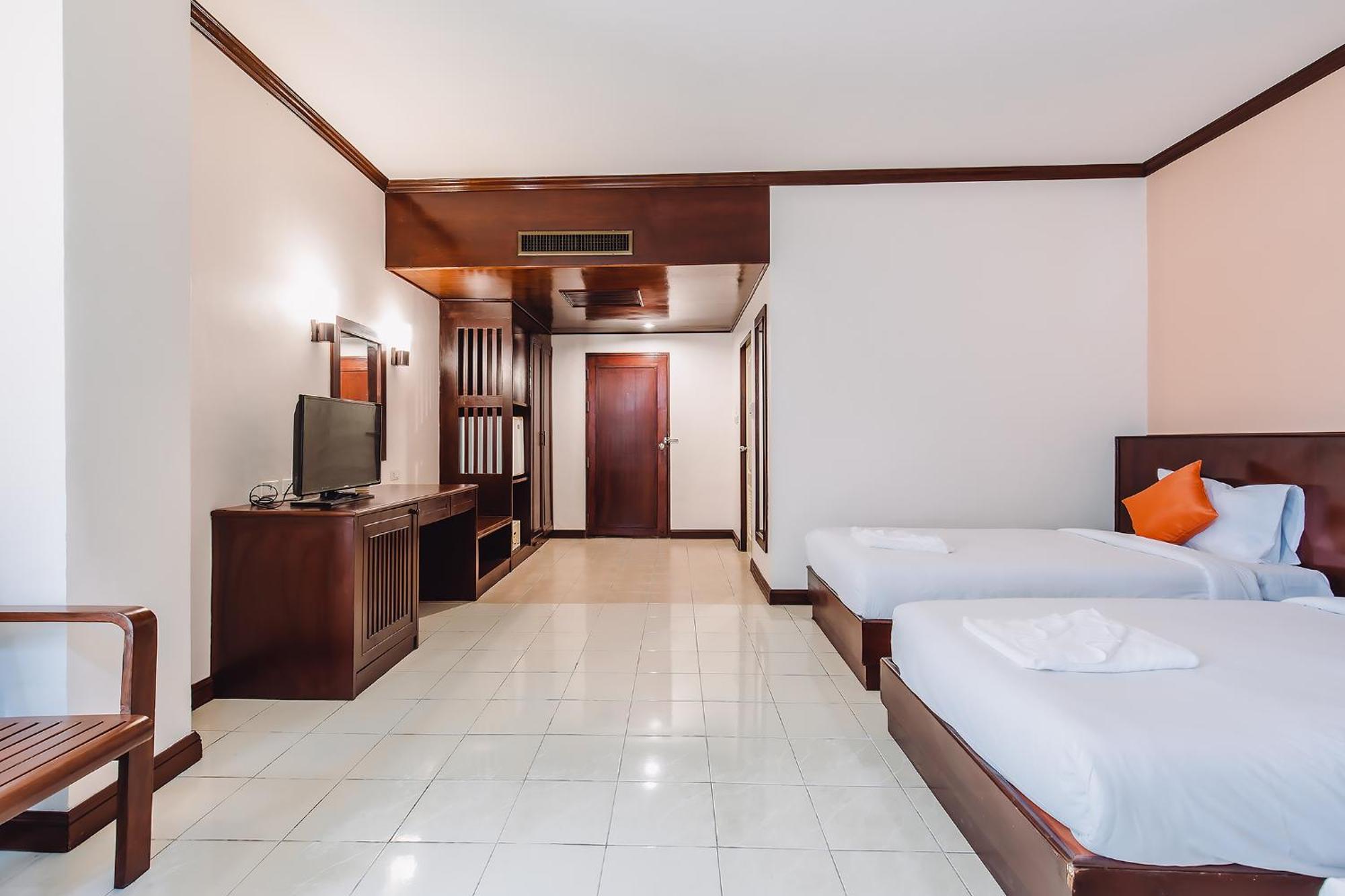 Bauman-Ville Hotel Patong Dış mekan fotoğraf